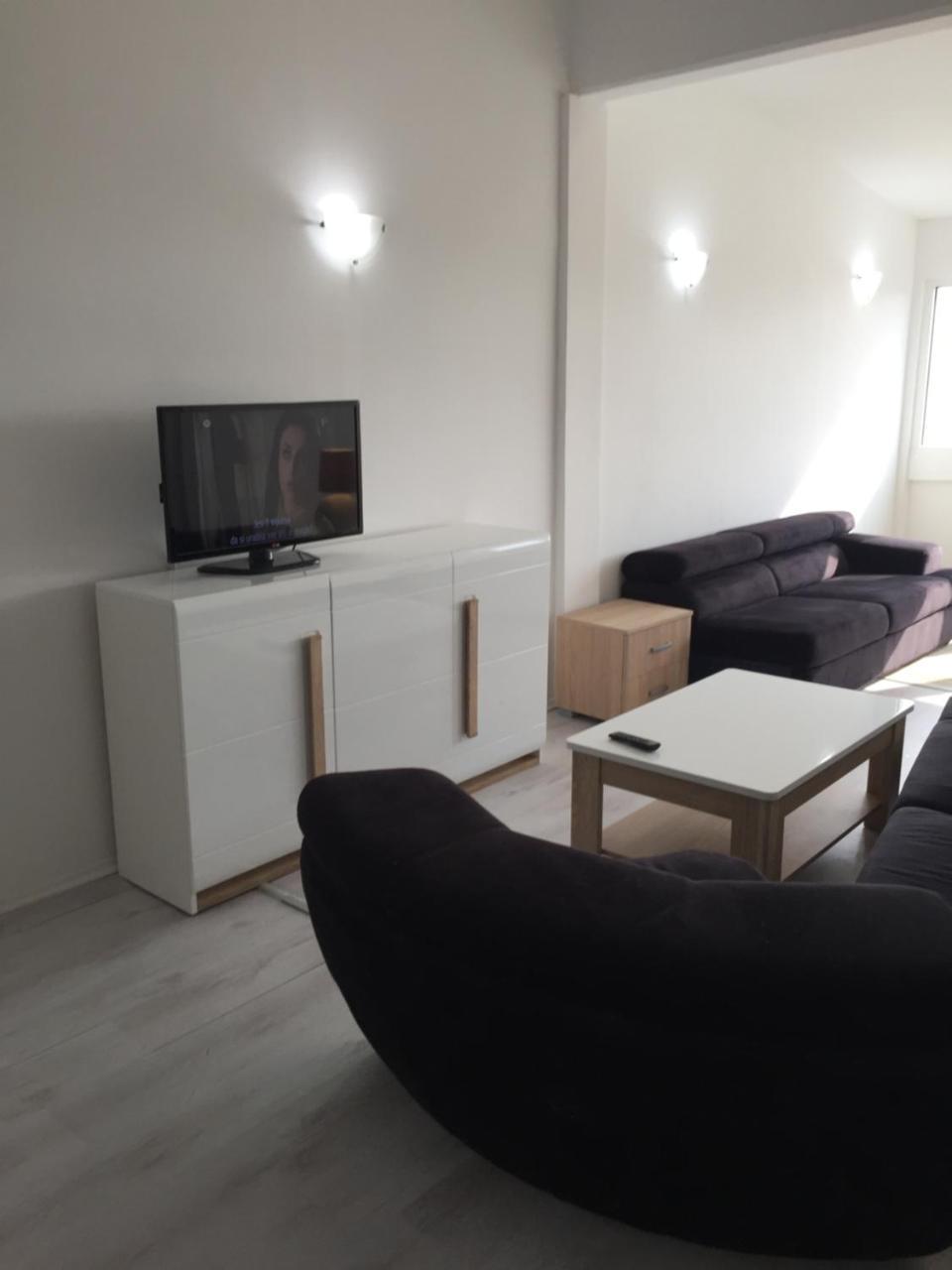 Oro Apartments Petrovac エクステリア 写真
