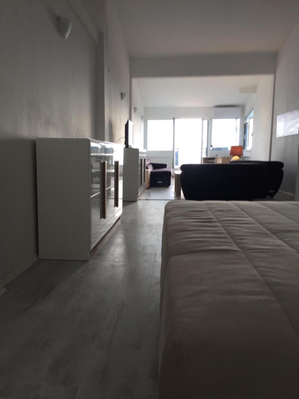 Oro Apartments Petrovac エクステリア 写真