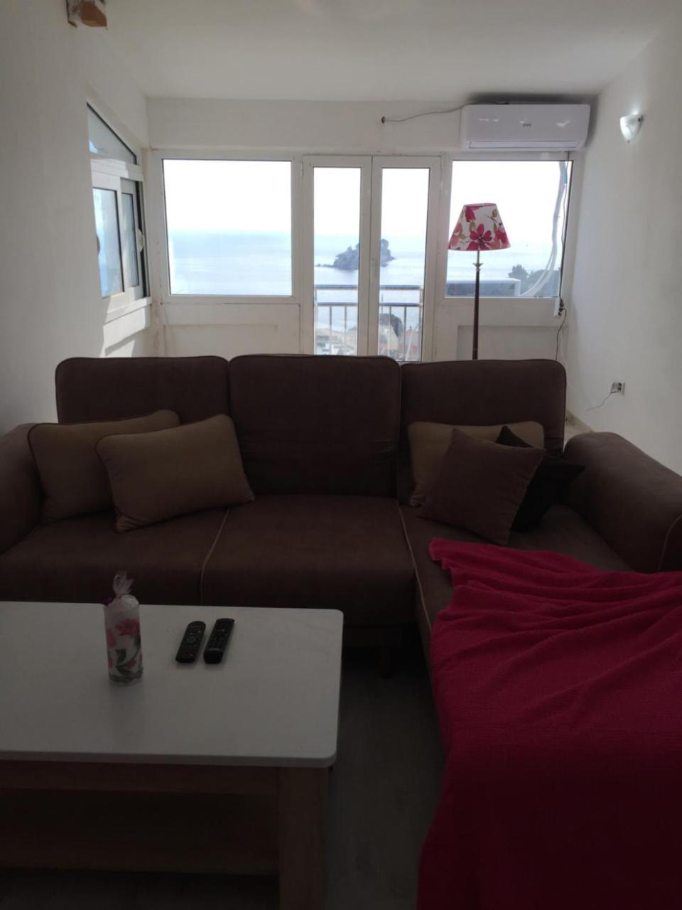 Oro Apartments Petrovac エクステリア 写真